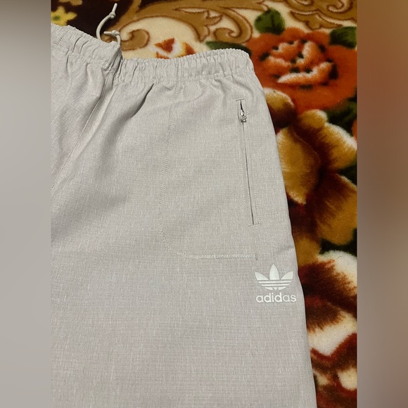 Adidas Paris Pack Wind Pants NWT - Picture 5 of 6
